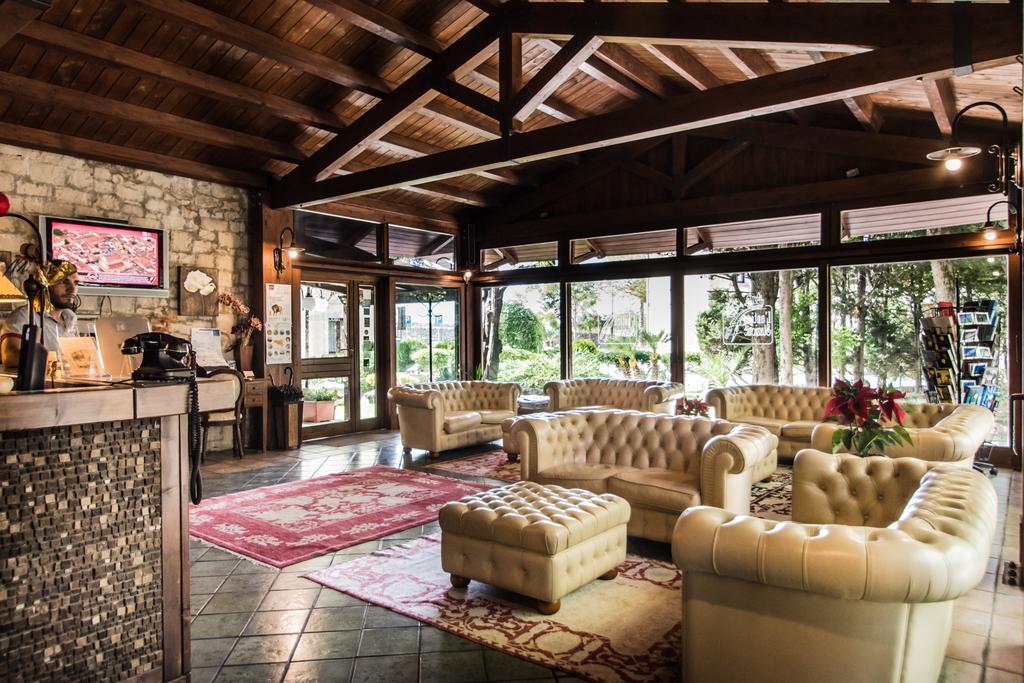 Antica Stazione Hotel Chiaramonte Gulfi Ngoại thất bức ảnh