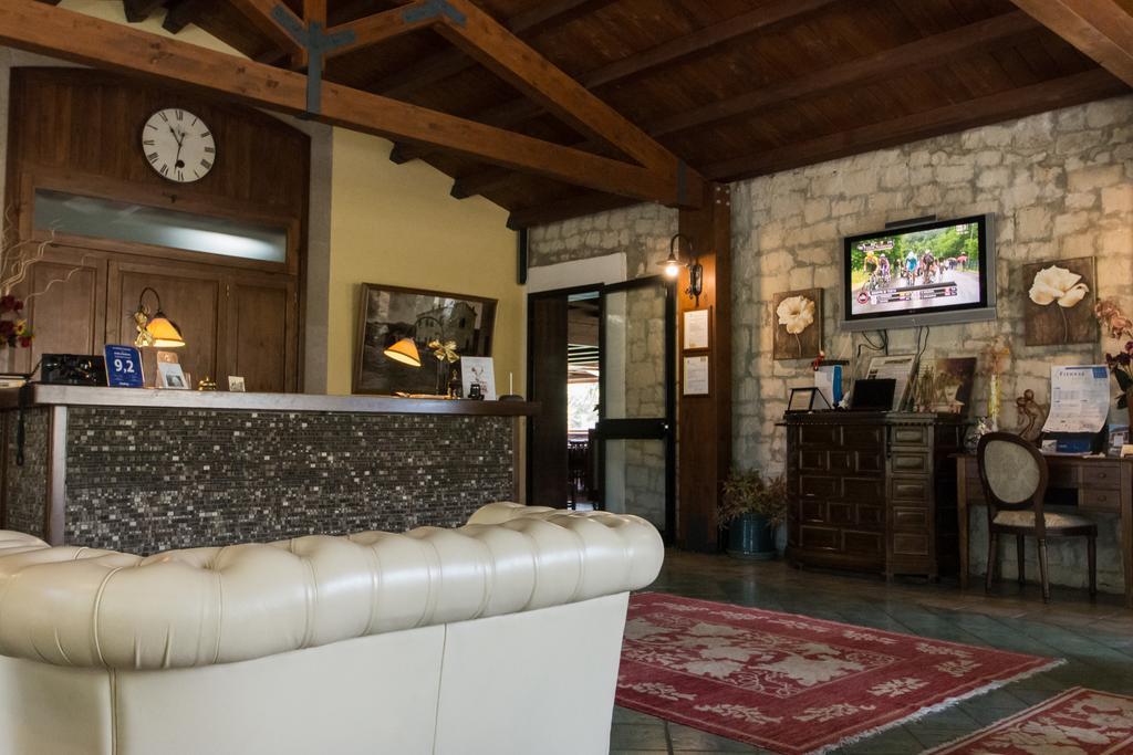Antica Stazione Hotel Chiaramonte Gulfi Ngoại thất bức ảnh