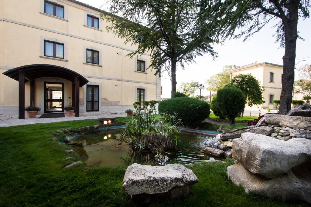 Antica Stazione Hotel Chiaramonte Gulfi Ngoại thất bức ảnh