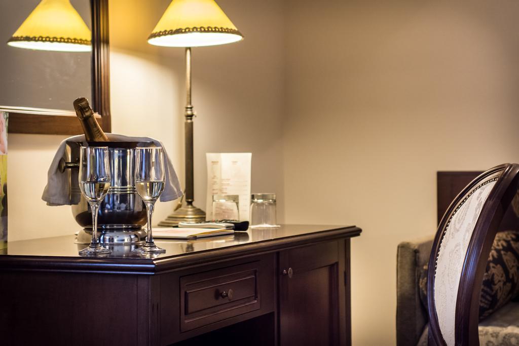 Antica Stazione Hotel Chiaramonte Gulfi Phòng bức ảnh