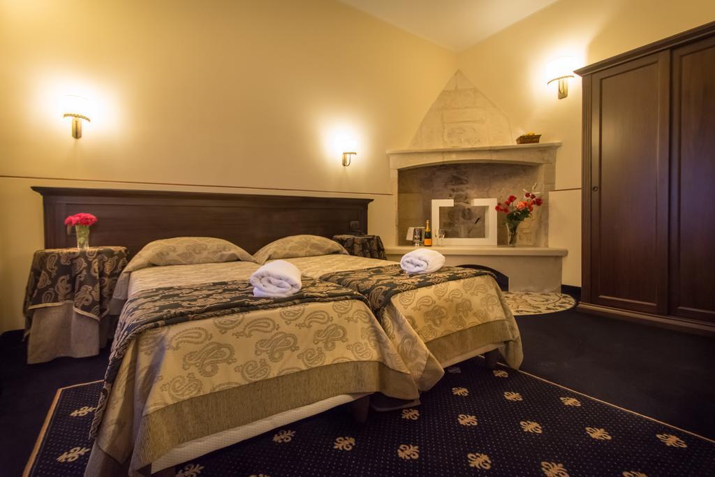 Antica Stazione Hotel Chiaramonte Gulfi Phòng bức ảnh