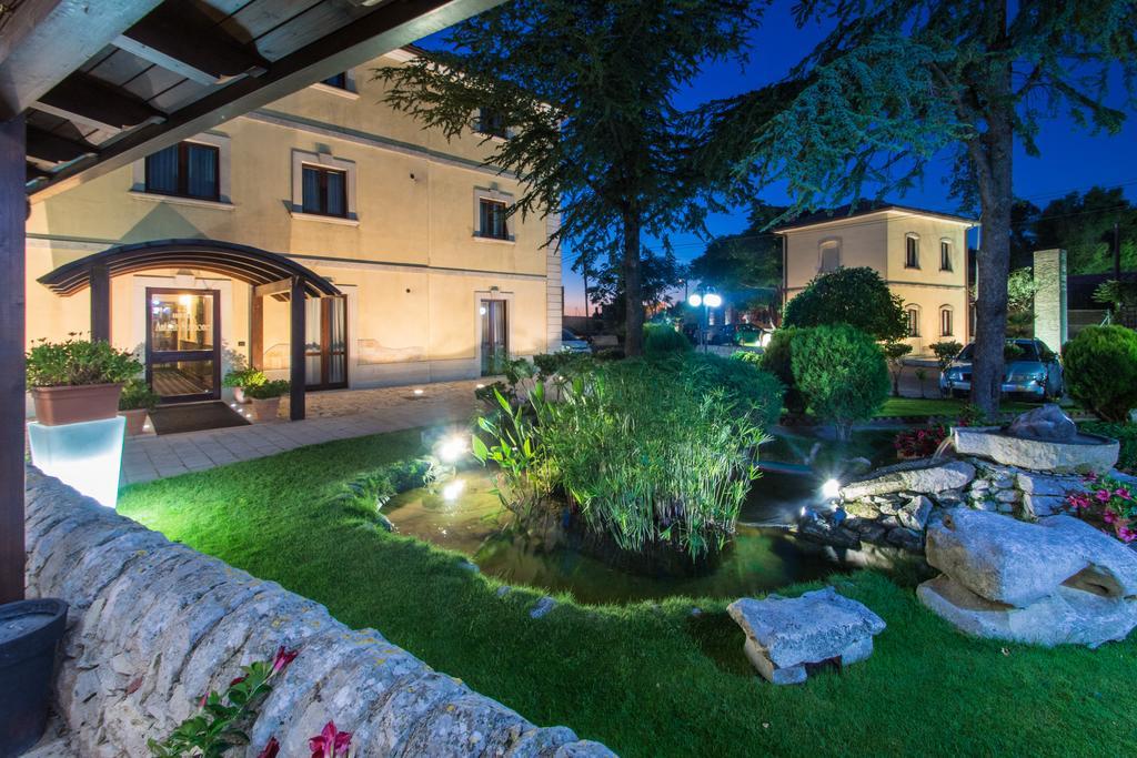 Antica Stazione Hotel Chiaramonte Gulfi Ngoại thất bức ảnh