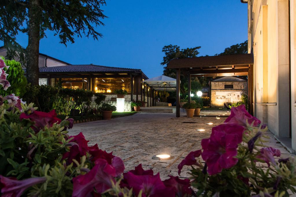 Antica Stazione Hotel Chiaramonte Gulfi Ngoại thất bức ảnh