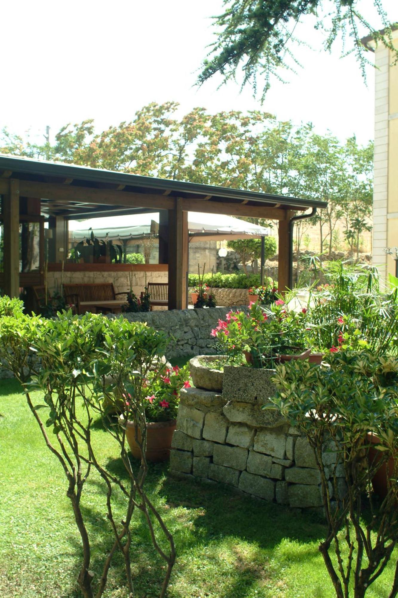 Antica Stazione Hotel Chiaramonte Gulfi Ngoại thất bức ảnh